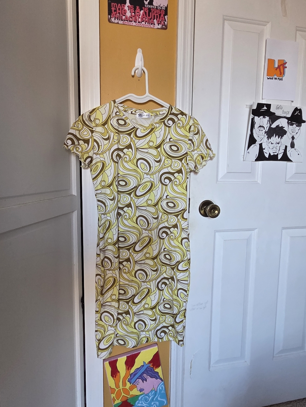 Short Sleeve Retro Swirl Mini Dress in Yellow & Brown